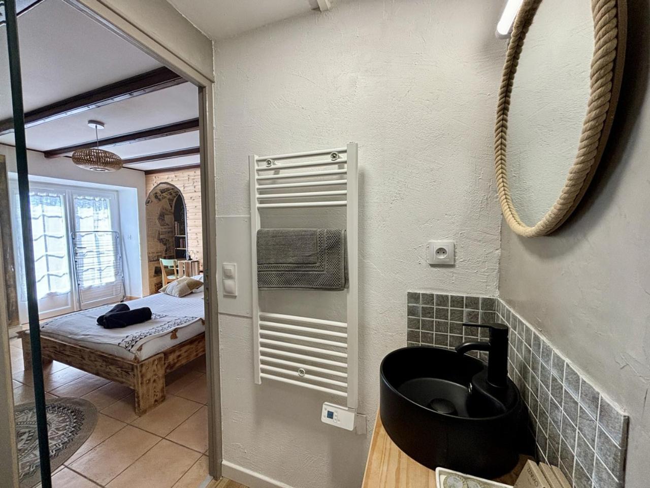 -pavillon Nizon- Parking Lave Linge Wifi